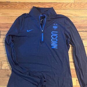 UCONN Women's Quarter Zip, Size M
